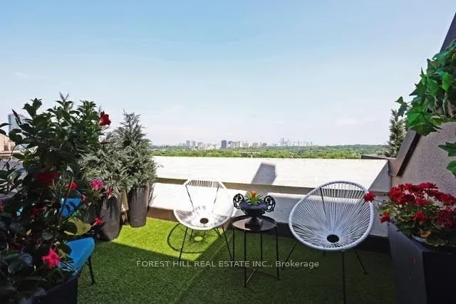 Additional image 11 of 360 Bloor St Unit 1503