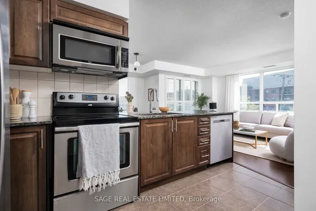 Additional image 6 of 60 Fairfax Cres Unit 309