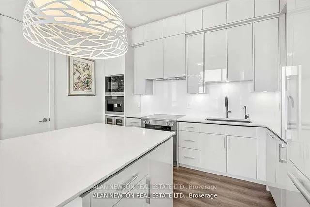 Additional image 14 of 1486 Bathurst St Unit Ph02