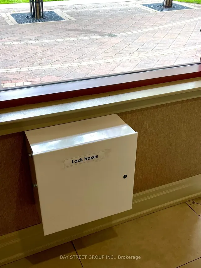 Additional image 28 of 27 Rean Dr Unit 402