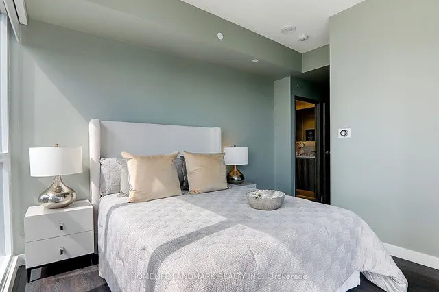 Additional image 19 of 95 Mcmahon Dr Unit 3203