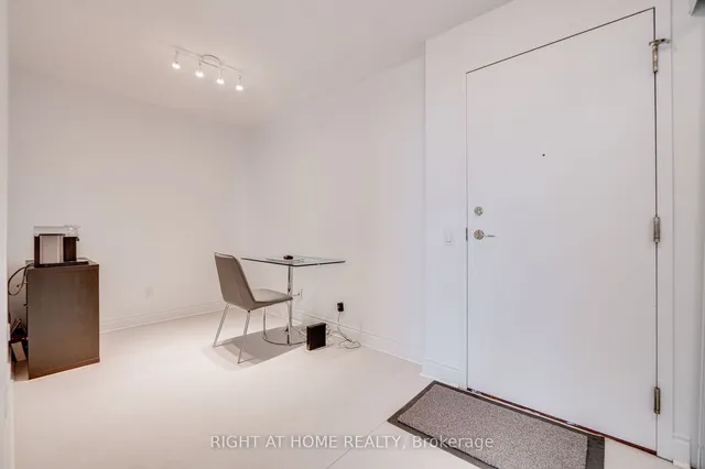 Additional image 8 of 5 Northtown Way Unit 702