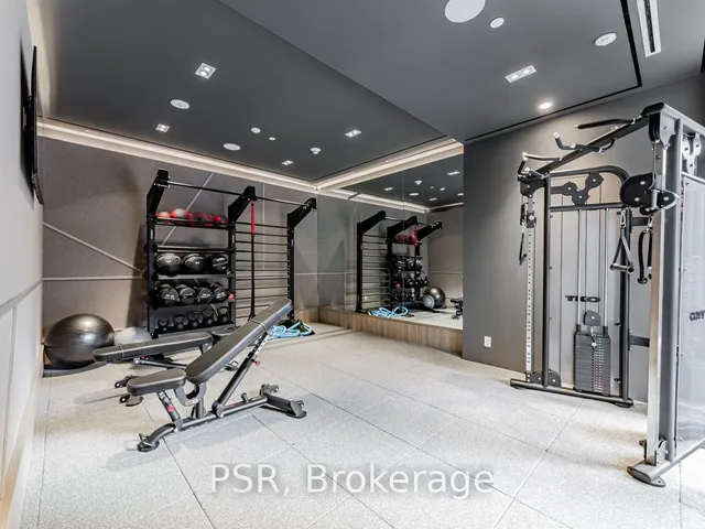 Additional image 27 of 500 Dupont St Unit 716