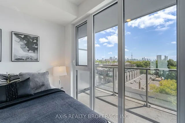 Additional image 29 of 500 Dupont St Unit 517