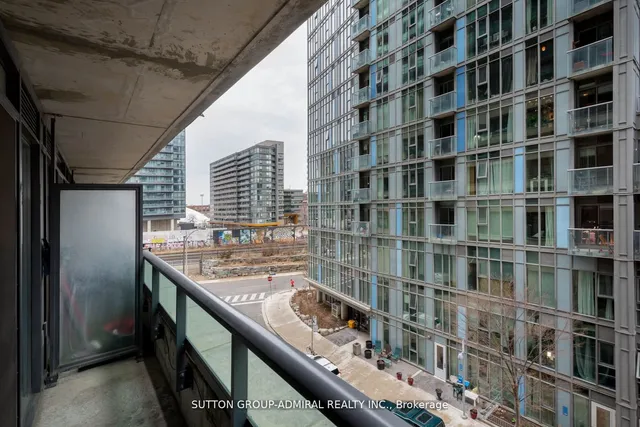 Additional image 16 of 36 Lisgar St Unit 512W