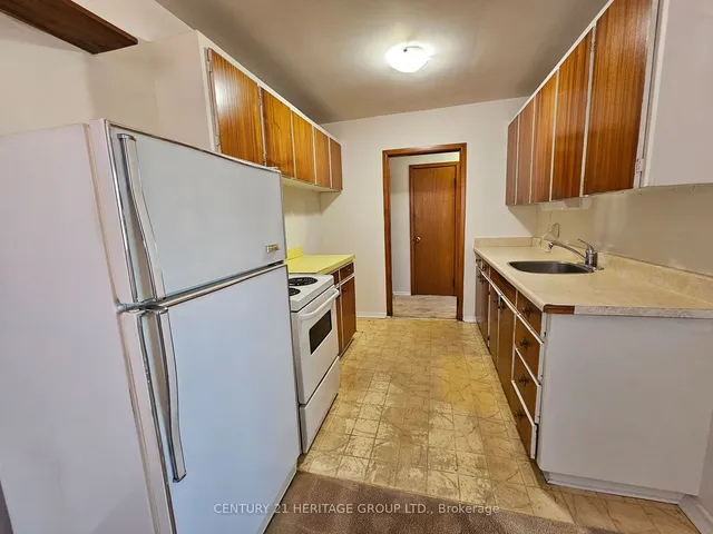 Additional image 12 of 423 Pharmacy Ave