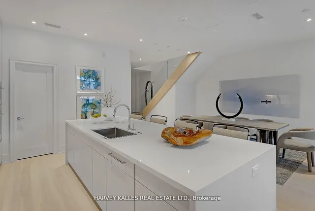 Additional image 18 of 36 Birch Ave Unit 109