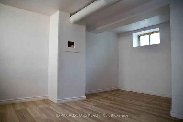 Additional image 24 of 29 North Woodrow Blvd