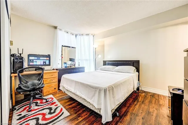 Additional image 25 of 8 Silver Bell Grove Unit 709