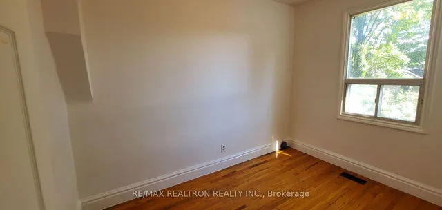 Additional image 30 of 13 Clark St