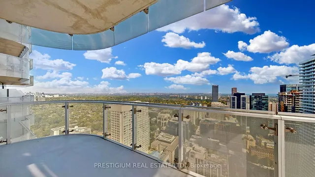 Additional image 27 of 1 Bloor St Unit 4204