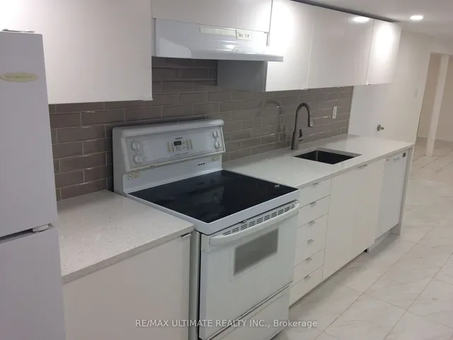 Additional image 20 of 1652 Dufferin St