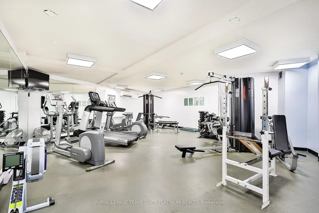 Additional image 22 of 270 Queens Quay Unit 1408