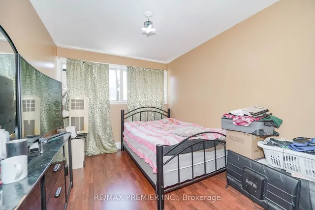 Additional image 22 of 2901 Jane St Unit 89