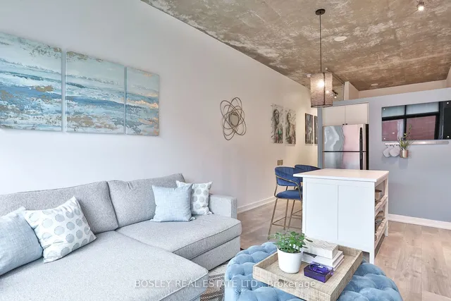 Additional image 31 of 33 Mill St Unit 447