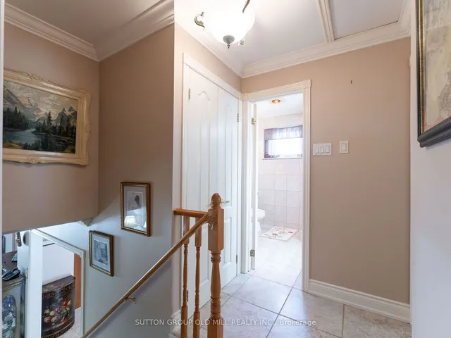 Additional image 18 of 31 Demaris Ave