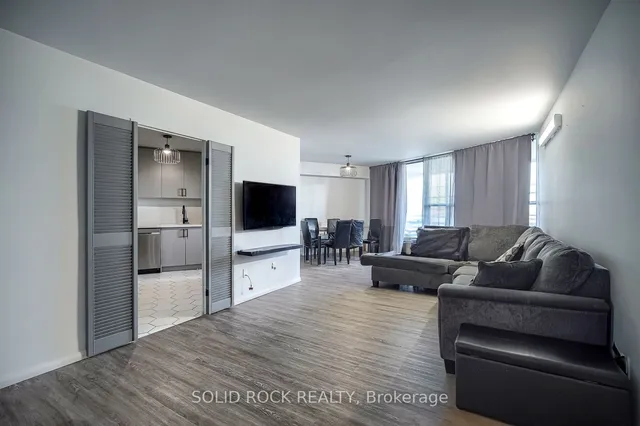 Additional image 3 of 60 Pavane Linkway Way Unit 1006