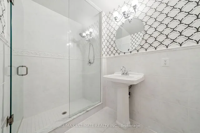 Additional image 21 of 578 Spadina Ave Unit 5