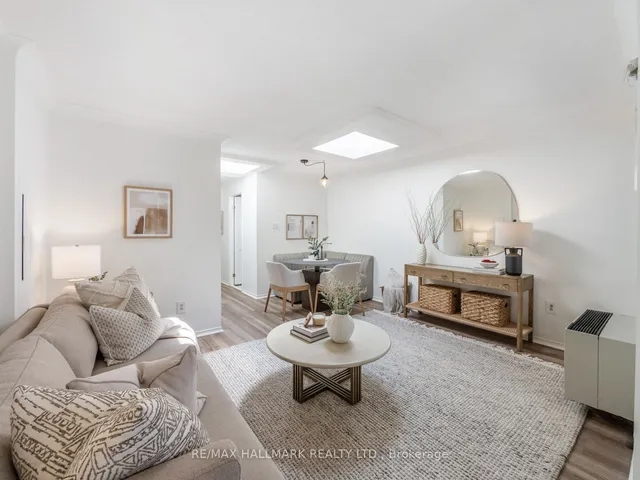 2112 Queen St Unit 23