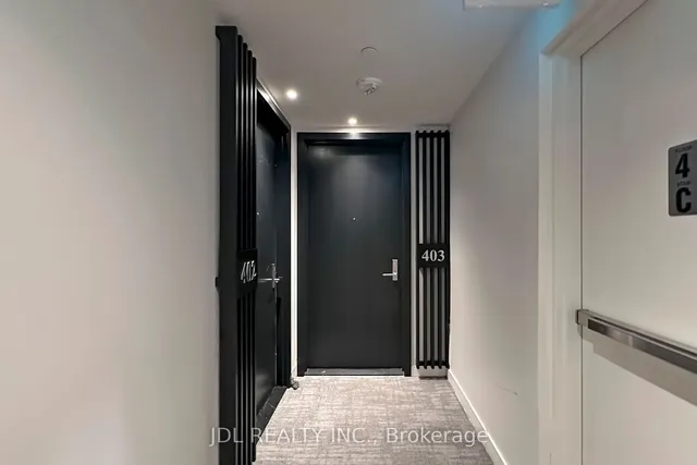 Additional image 20 of 81 Wellesley St Unit 403