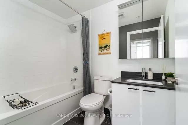 Additional image 7 of 30 Roehampton Ave Unit 1710