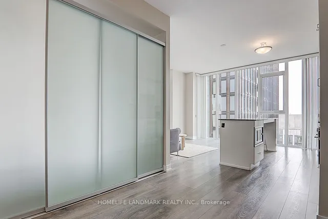 Additional image 13 of 426 university Ave Unit 2203