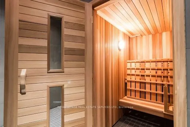 Additional image 37 of 8 The esplanade Unit 1302
