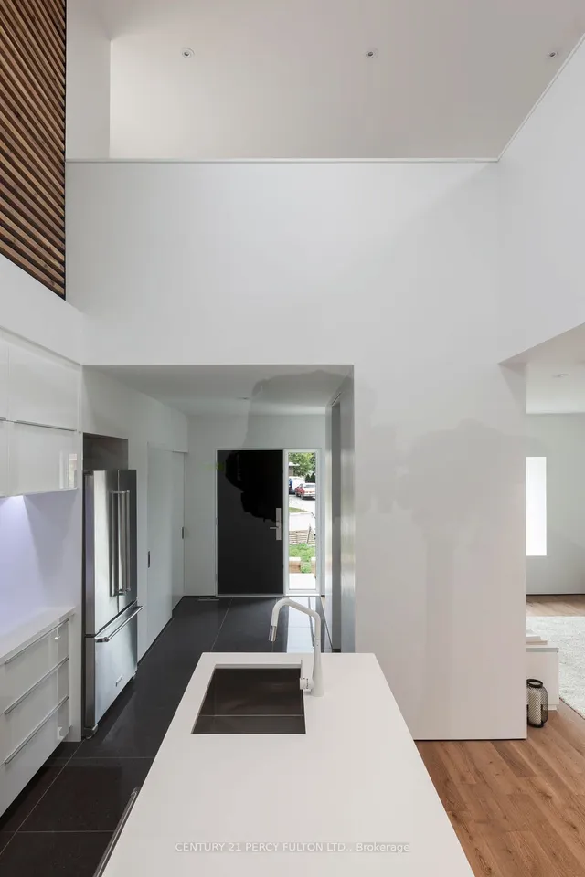 Additional image 5 of 33 Graylee Ave