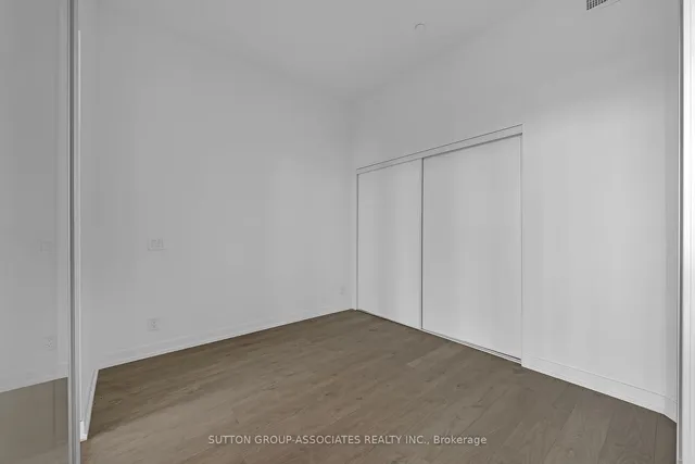 Additional image 11 of 270 Dufferin St Unit 213