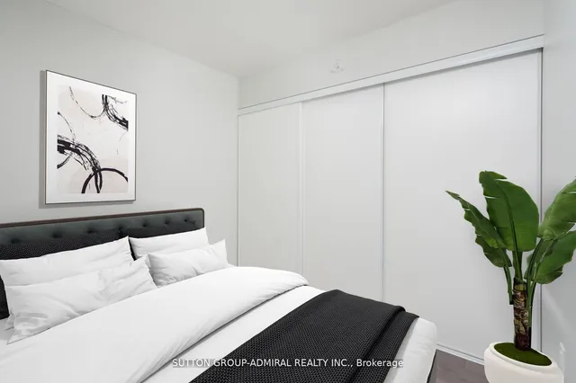 Additional image 14 of 36 Lisgar St Unit 512W