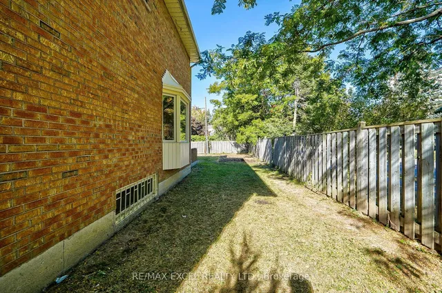 Additional image 37 of 66 Dempster St