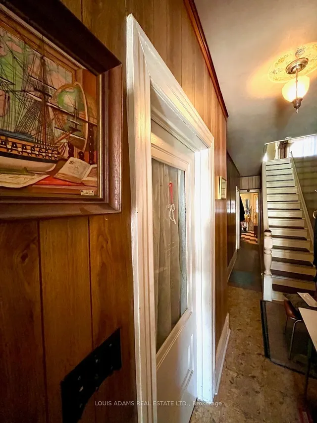 Additional image 10 of 657 Bloor St