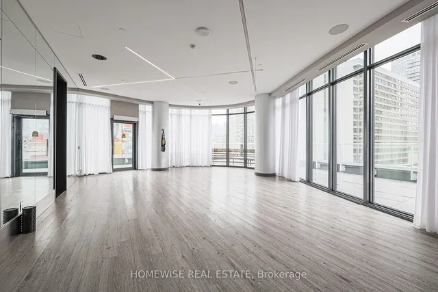 Additional image 30 of 403 Church St Unit 612