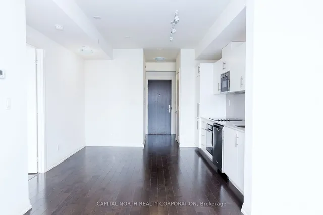 Additional image 5 of 460 Adelaide St Unit 730