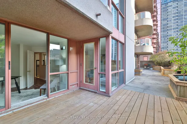 Additional image 10 of 736 Bay St Unit 305