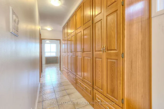 Additional image 16 of 1652 Dufferin St