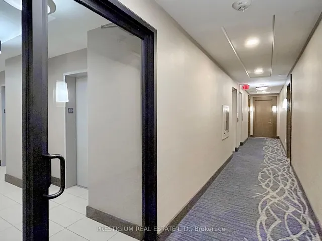 Additional image 27 of 388 Yonge St Unit 6901