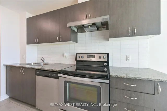 Additional image 8 of 2522 Keele St Unit 618