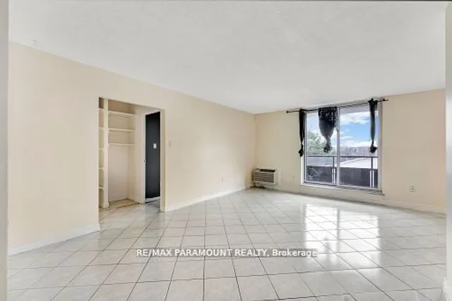 Additional image 9 of 1881 Jane St Unit 303