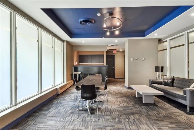 Additional image 33 of 25 Maitland St Unit 409