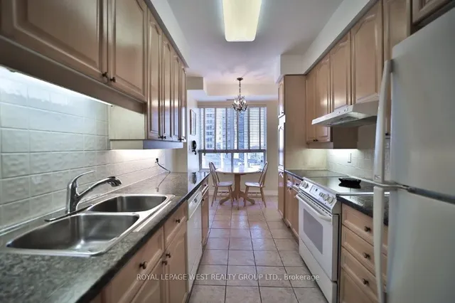 Additional image 5 of 2 Aberfoyle Cres Unit 509