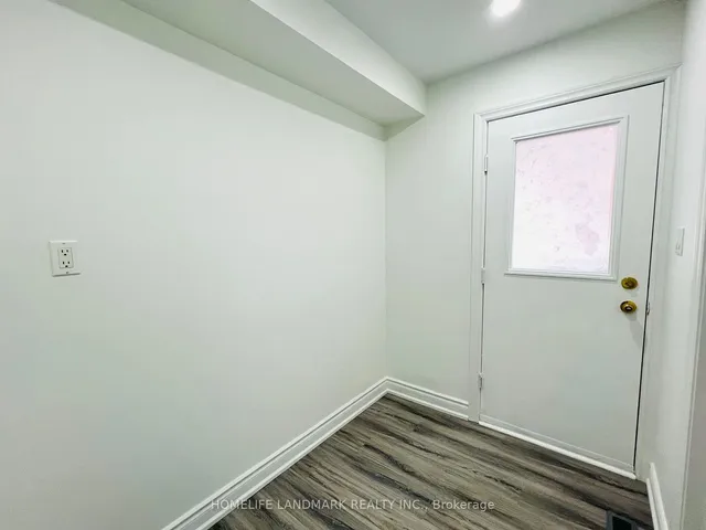 Additional image 36 of 93 Sandyhook Sq