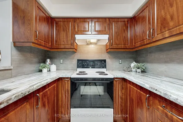 Additional image 9 of 29 Pemberton Ave Unit 207