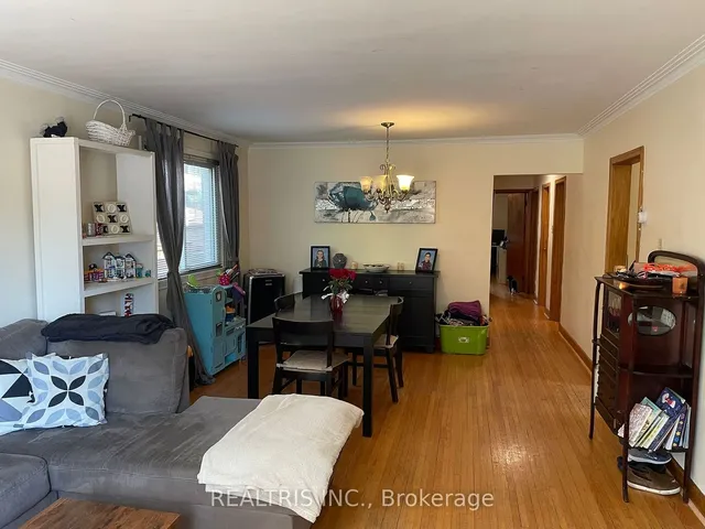 Additional image 11 of 18 Muskoka Ave