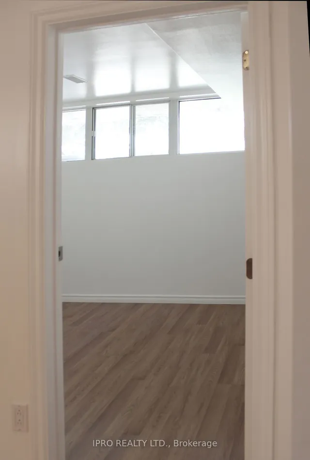 Additional image 28 of 246 Delta St