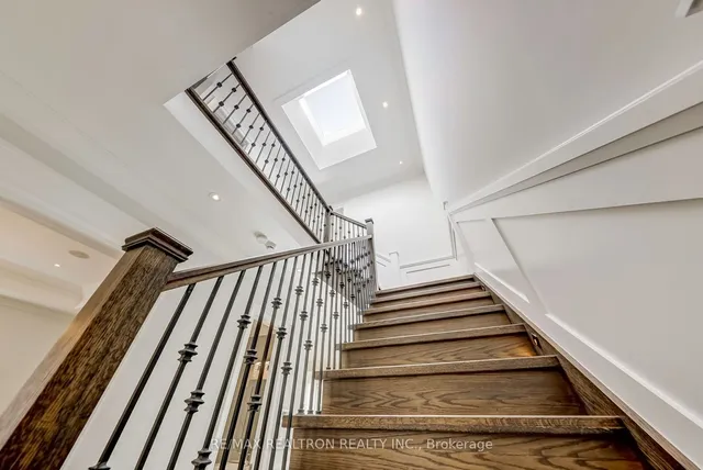 Additional image 33 of 145 Kingsdale Ave