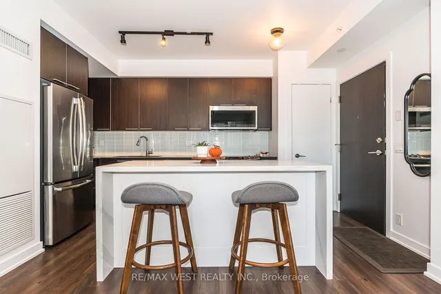 Additional image 17 of 10 Park Lawn Rd Unit 1705