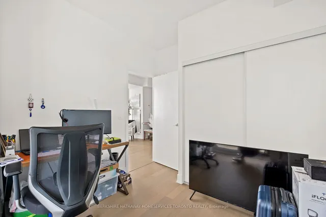 Additional image 17 of 30 Shore Breeze Dr Unit 3815