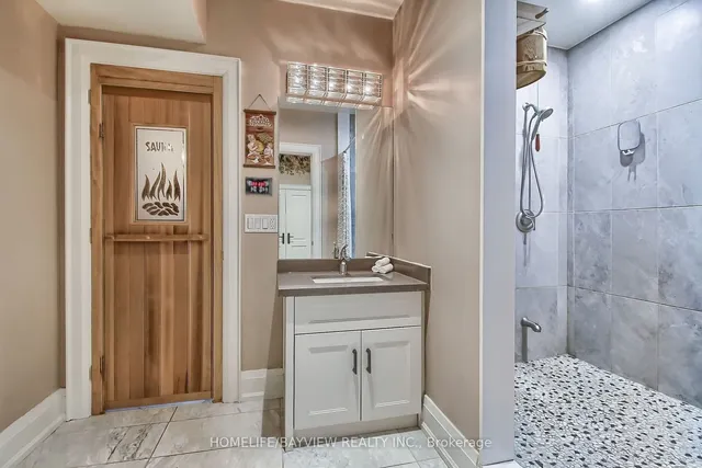 Additional image 31 of 41 Transwell Ave