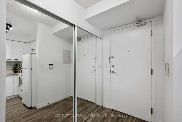 Additional image 8 of 36 Lee Centre Dr Unit 812